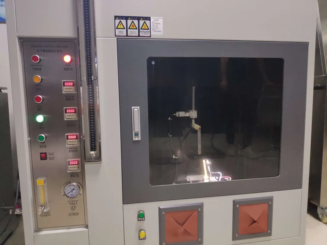 Horizontal and vertical flame tester